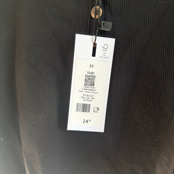 NWT Dynamite Cropped Suki Henley Tank - Picture 2 of 3